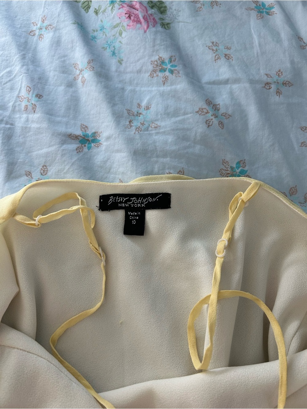 Delicate Rare Vintage Betsey Johnson Silk Dress - Picture 6 of 7